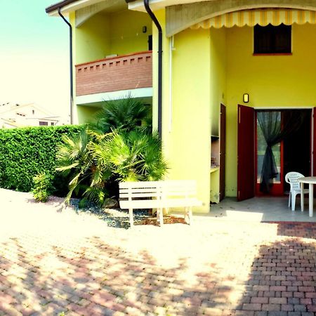 Villa Fiori Dalia Lido di Pomposa Exterior foto